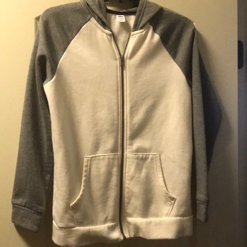 Girls old Navy Sweater XL (14-16)